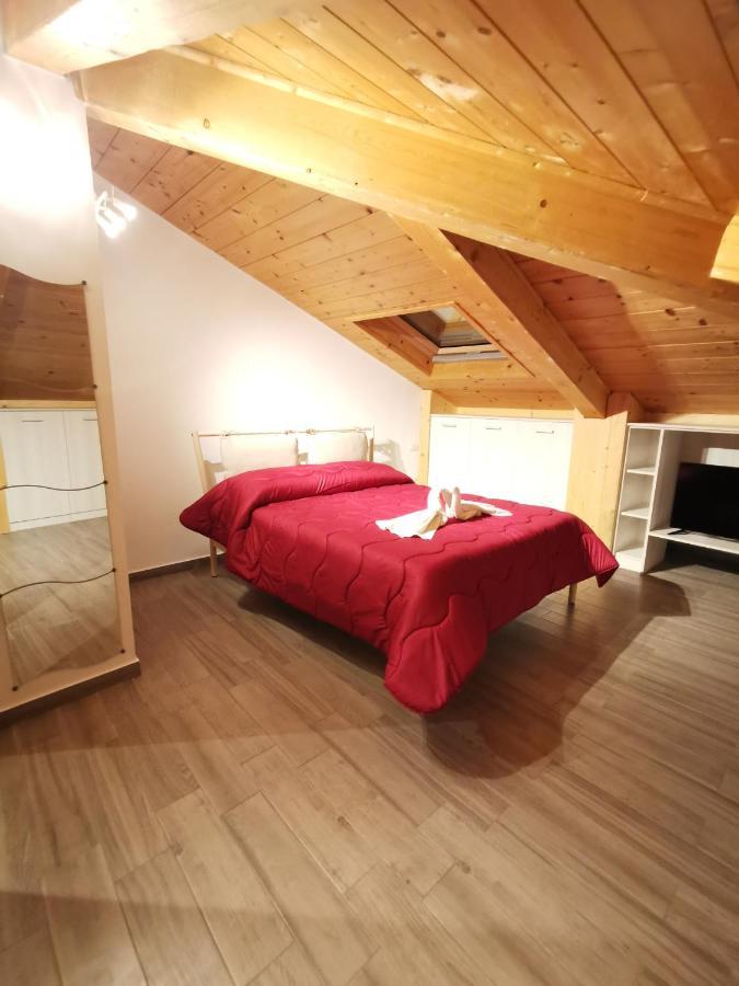 Cuore Partenopeo B&B Неаполь Екстер'єр фото